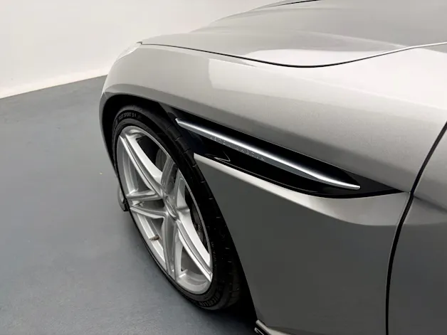ASTON MARTIN DB12 Coupé 4.0 V8 Bi-Turbo