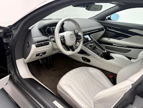 https://vehicle.imgix.net/4286685/b087967d-c92e-42a4-9674-23da42ea7856.jpeg