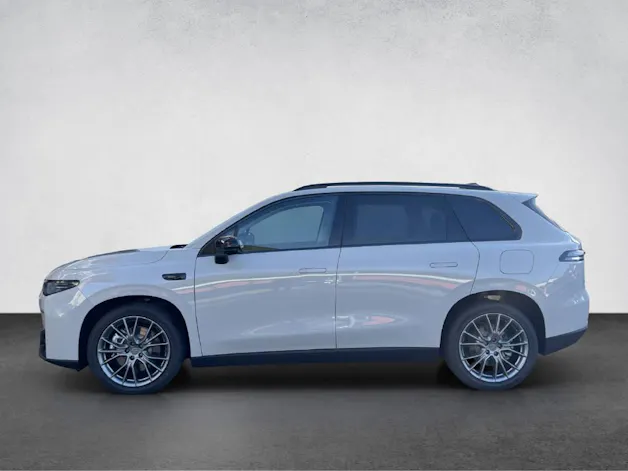 Leapmotor C10 EV AWD
