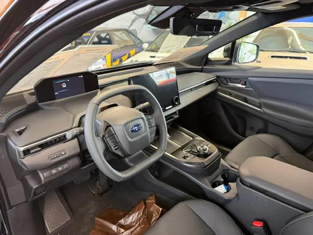 Subaru Solterra eV Luxury AWD