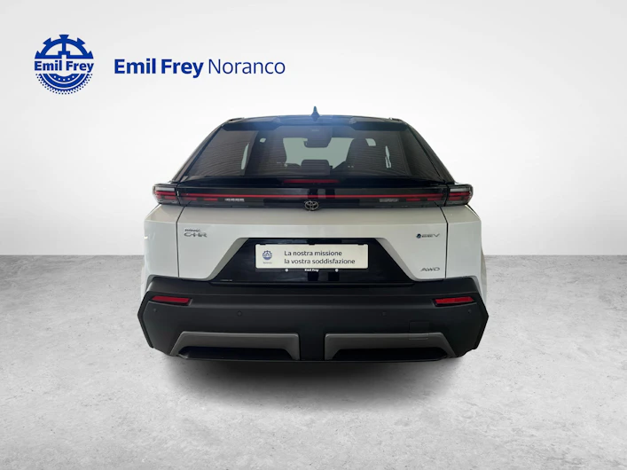 immagine del veicolo TOYOTA C-HR