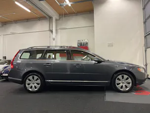 Volvo V70 3.2 Summum