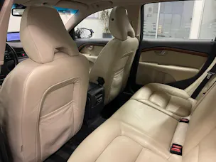 Volvo V70 3.2 Summum
