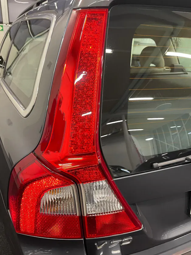 Volvo V70 3.2 Summum