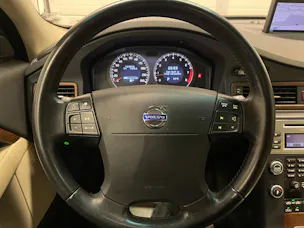 Volvo V70 3.2 Summum