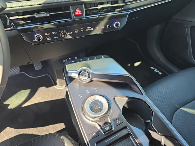 Kia EV6 84 kWh Earth / ab 3,9% Leasing bei Abschluss einer Protect Autoversicherung