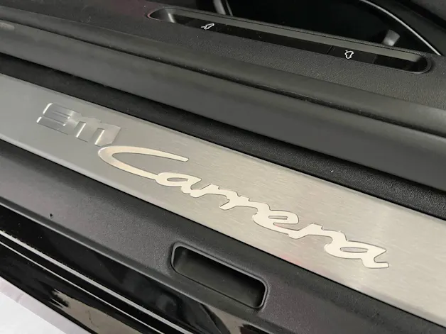 Porsche 911 Carrera Cabriolet
