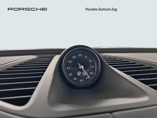 Porsche Macan 4