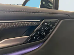 Porsche Macan 4