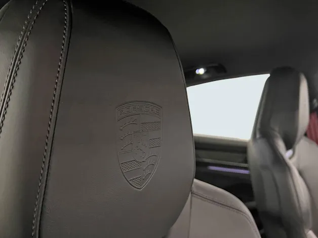 Porsche Macan 4