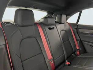 Porsche Macan 4