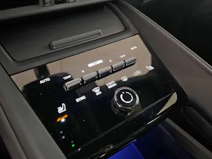 Porsche Macan 4