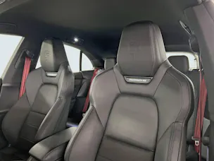 Porsche Macan 4