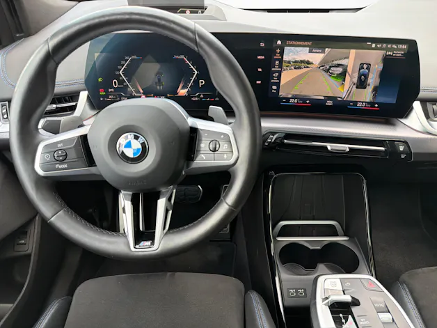 BMW 218i paddles Active Tourer
