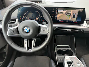 https://vehicle.imgix.net/4286956/a45b9e65-e07e-4e42-b9ed-6c38b894905f.jpg