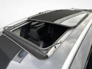 BMW 218i paddles Active Tourer