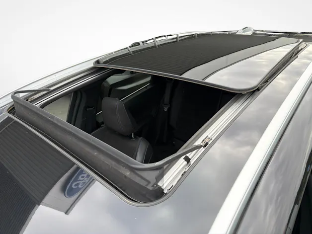 BMW 218i paddles Active Tourer
