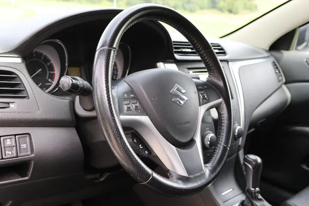 Suzuki Kizashi 2.4 VVT GL Top CVT 4x4