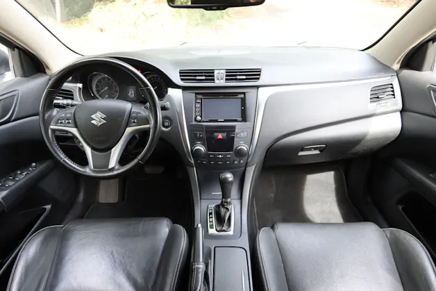 Suzuki Kizashi 2.4 VVT GL Top CVT 4x4