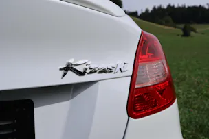 Suzuki Kizashi 2.4 VVT GL Top CVT 4x4