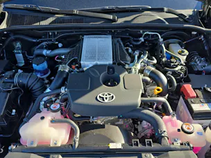 Toyota Hilux Double Cab.-Pick-up 2.8 D-4D MHEV 204 Invincible
