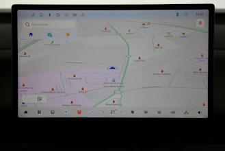 https://vehicle.imgix.net/4287002/13d9e206-8221-41b9-8185-f597f8016416.jpg