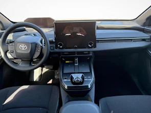 Fahrzeugbild TOYOTA C-HR+ Style AWD