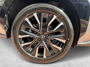https://vehicle.imgix.net/4287047/6abcbea5-7814-4ed6-80ad-389ed871ba76.jpg