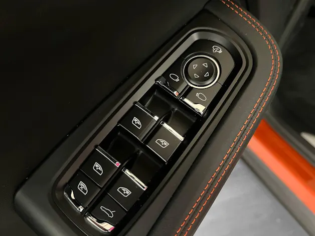Porsche Macan S