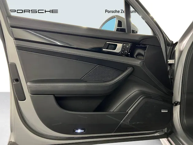 PORSCHE Panamera 4 E-Hybrid Sport Turismo