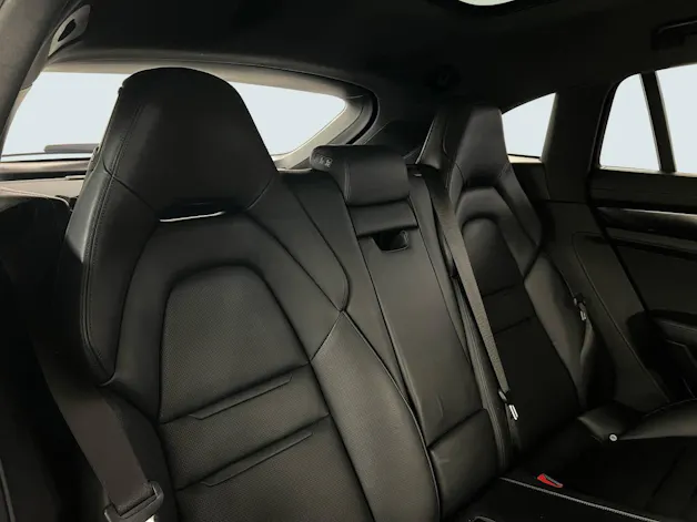 PORSCHE Panamera 4 E-Hybrid Sport Turismo