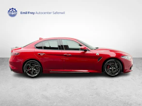 https://vehicle.imgix.net/4287095/859f765d-80fa-49fb-8583-eae589bac79a.jpg