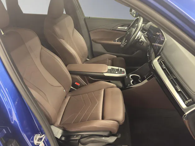 BMW X1 23i xDrive paddles