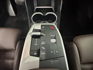 BMW X1 23i xDrive paddles