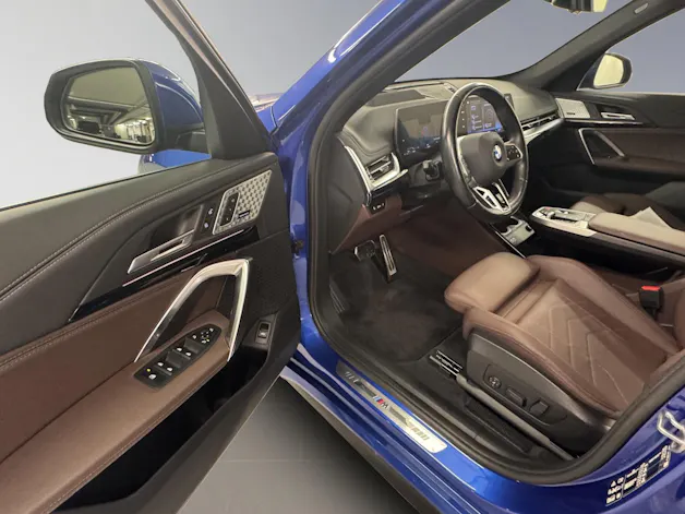 BMW X1 23i xDrive paddles