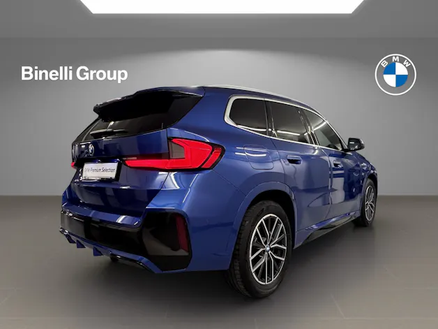 BMW X1 23i xDrive paddles