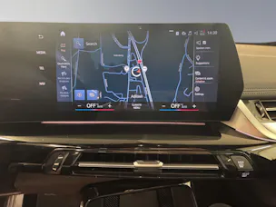 BMW X1 23i xDrive paddles