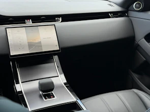 immagine del veicolo LAND ROVER Range Rover Evoque 1.5 T 270e Dynamic SE