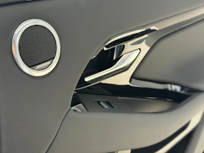 immagine del veicolo LAND ROVER Range Rover Evoque 1.5 T 270e Dynamic SE