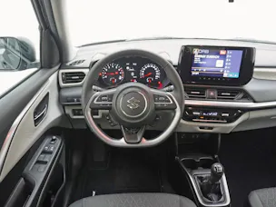 Suzuki Swift 1.2 Sakura Top Hybrid 4x4