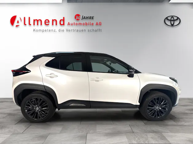 Toyota Yaris Cross 1.5 VVT-i HSD Adventure AWD-i