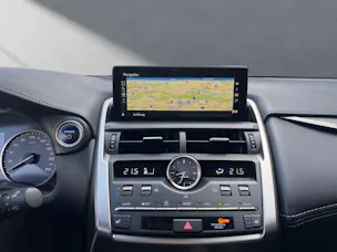 Lexus NX 300h