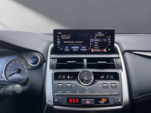 Lexus NX 300h