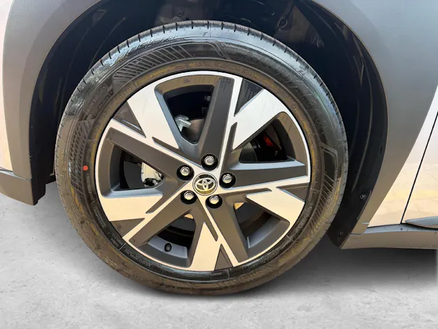 Toyota Aygo X 1.5 VVT-i HSD Trend