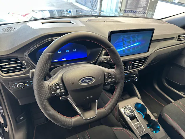 Ford Kuga 2.5 Hybrid ST-Line X 4x4