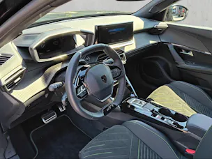 Peugeot 2008 1.2 Hybrid 145 GT