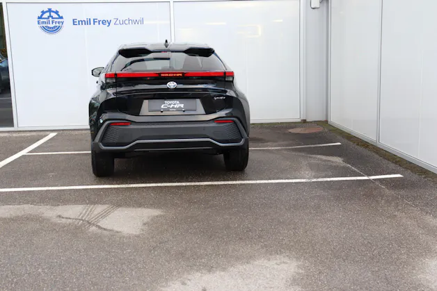 Toyota C-HR 2.0 PHEV Swiss Edition