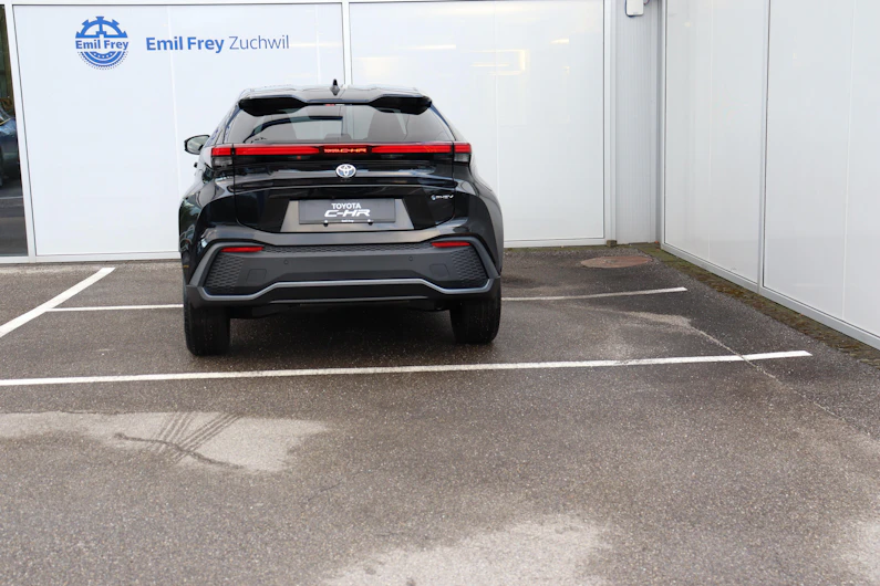 image du véhicule TOYOTA C-HR