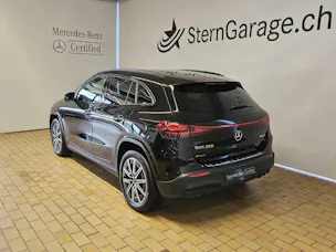 Mercedes-Benz EQA 350 4Matic AMG Line Swiss Star