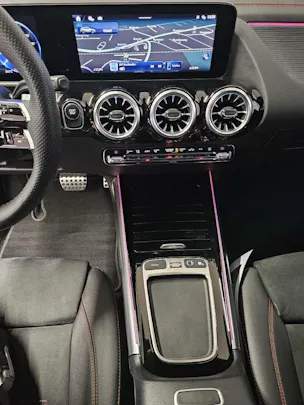 Mercedes-Benz EQA 350 4Matic AMG Line Swiss Star